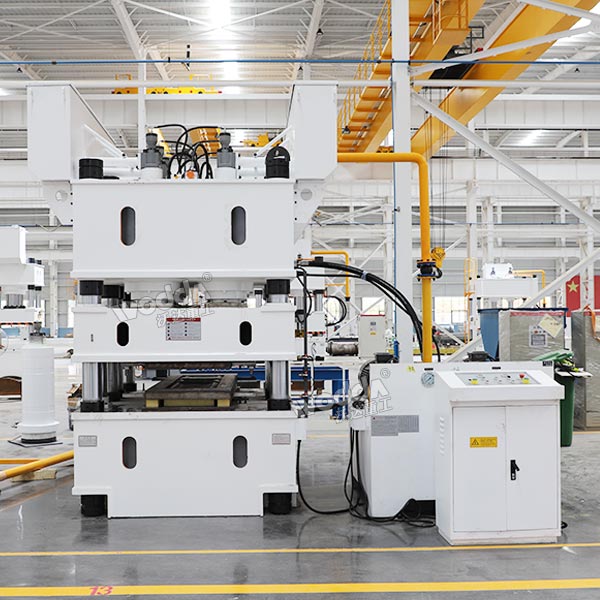 1200噸門板壓花機(jī)